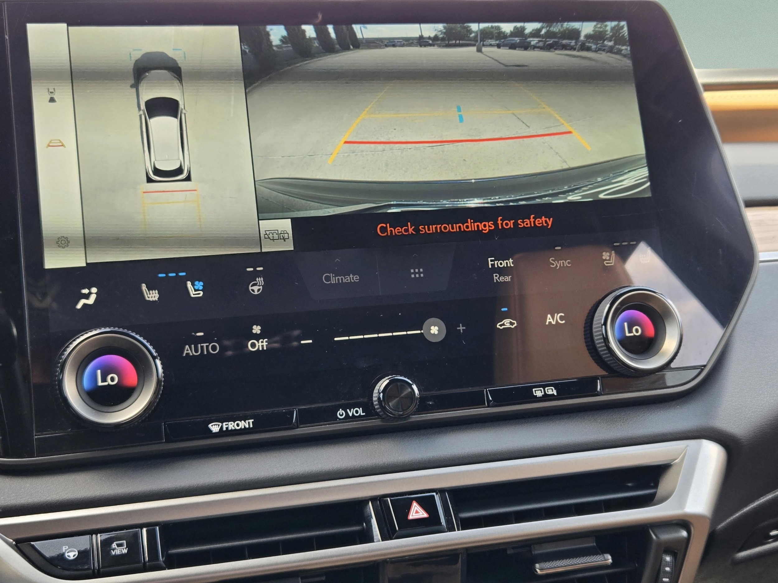 2025 Lexus RX 350 - Photo 14