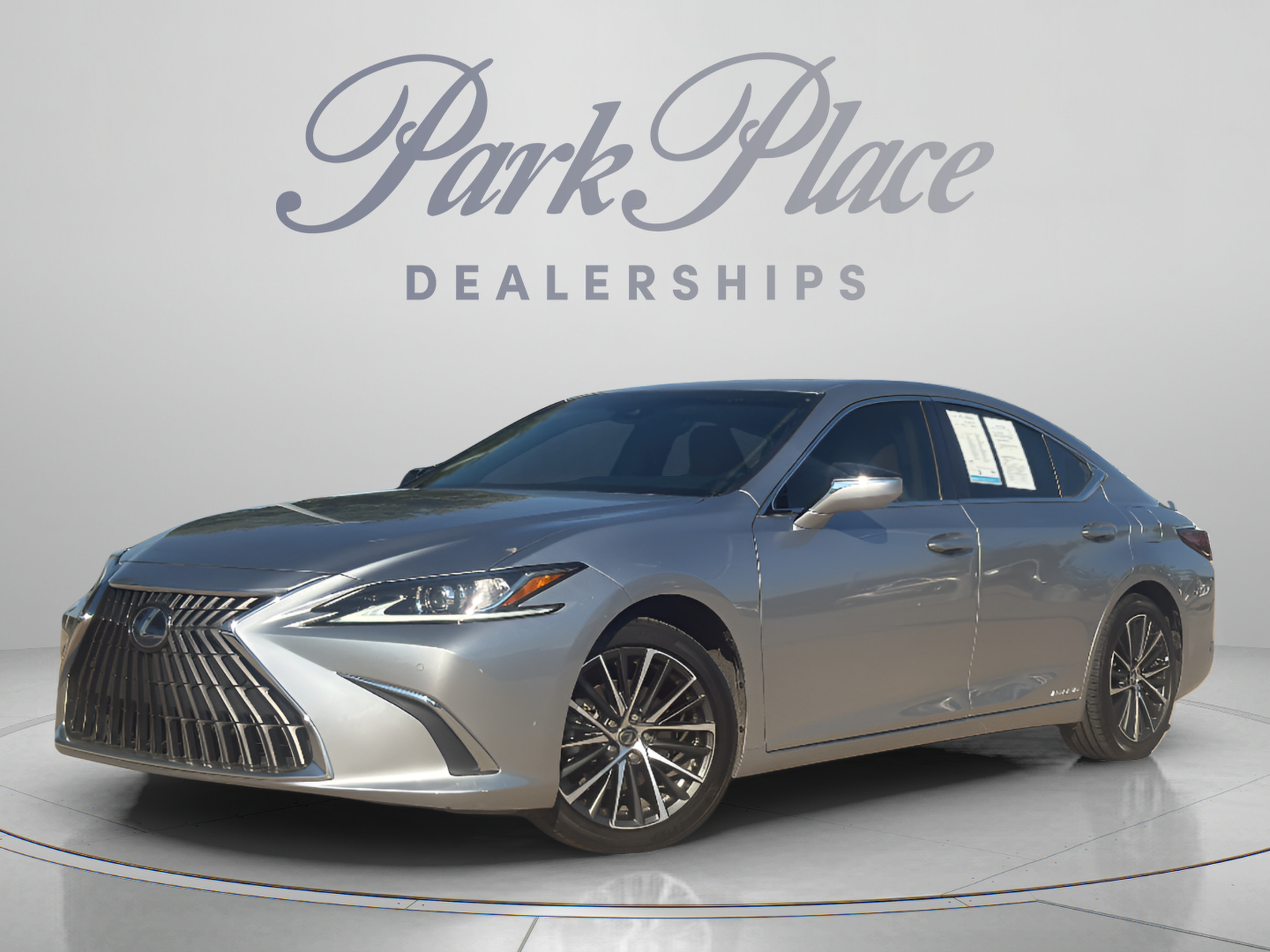 2022 Lexus ES Hybrid