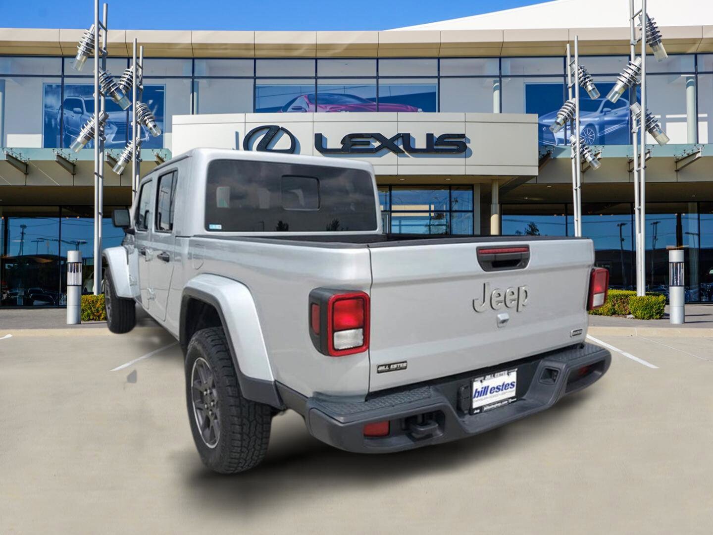 2023 Jeep Gladiator Overland photo 3