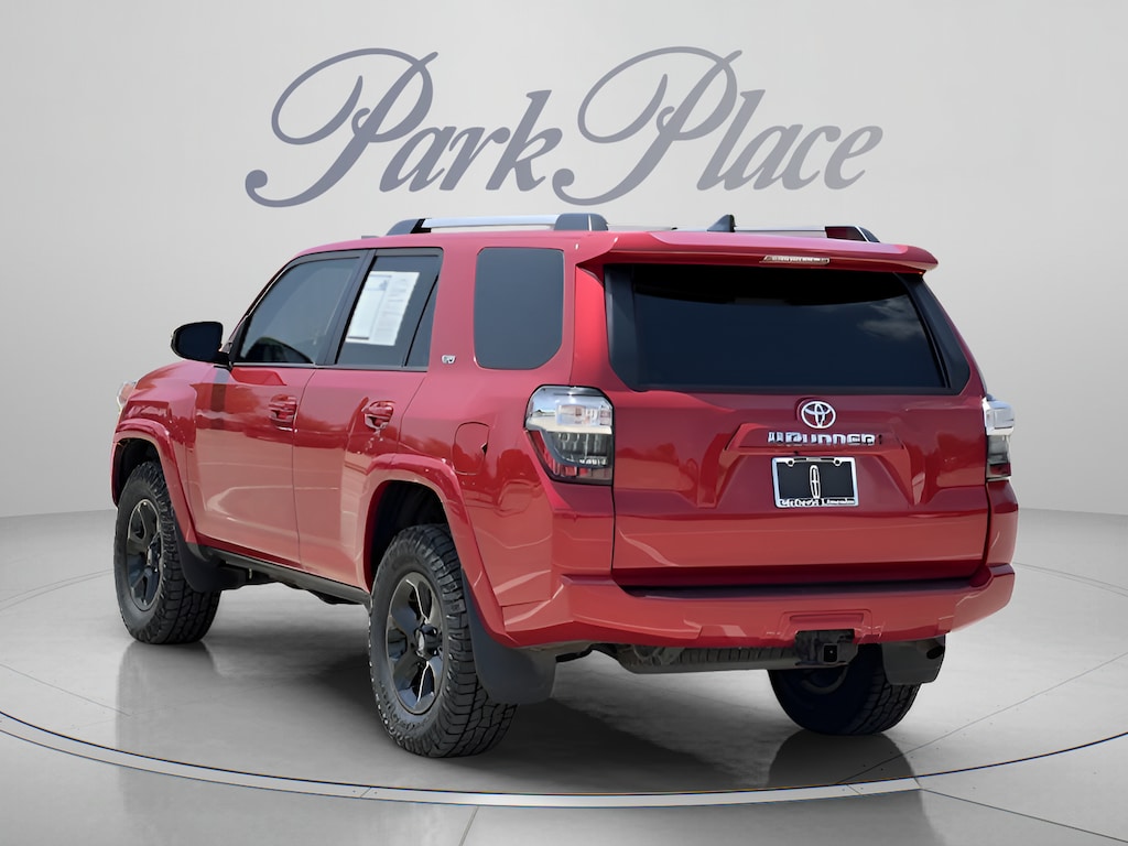 Used 2024 Toyota 4Runner SR5 SUV