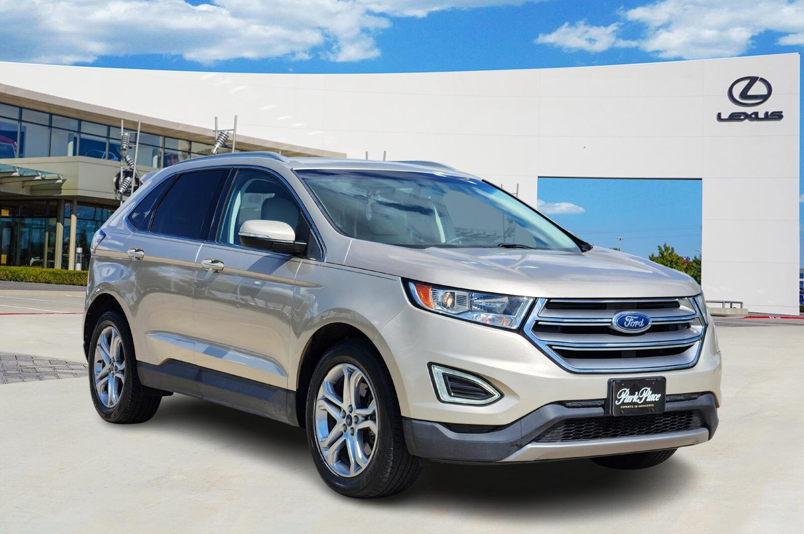 2017 Ford Edge Titanium photo 2