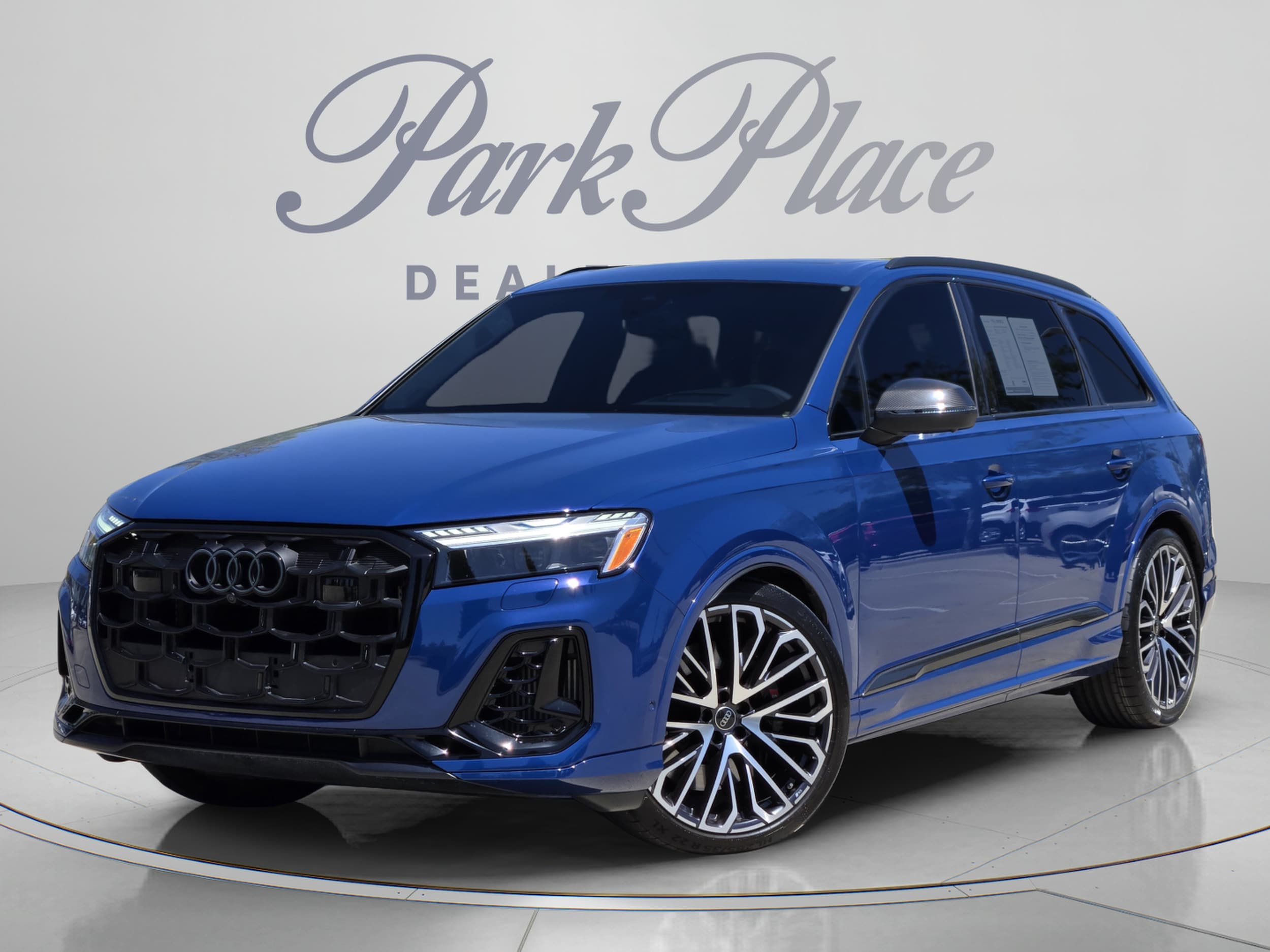 2025 Audi SQ7