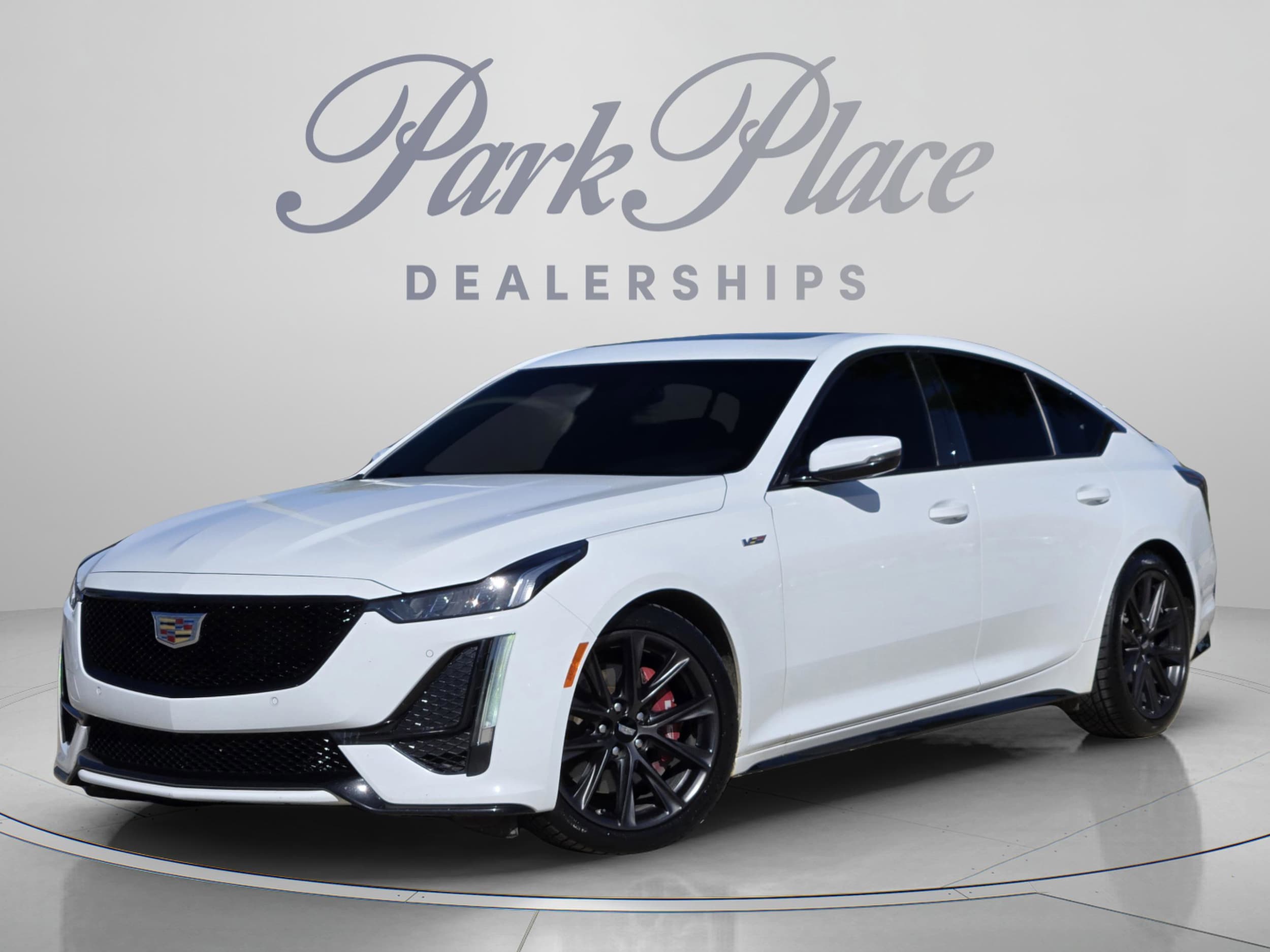 2022 Cadillac CT5 V-Series's photo