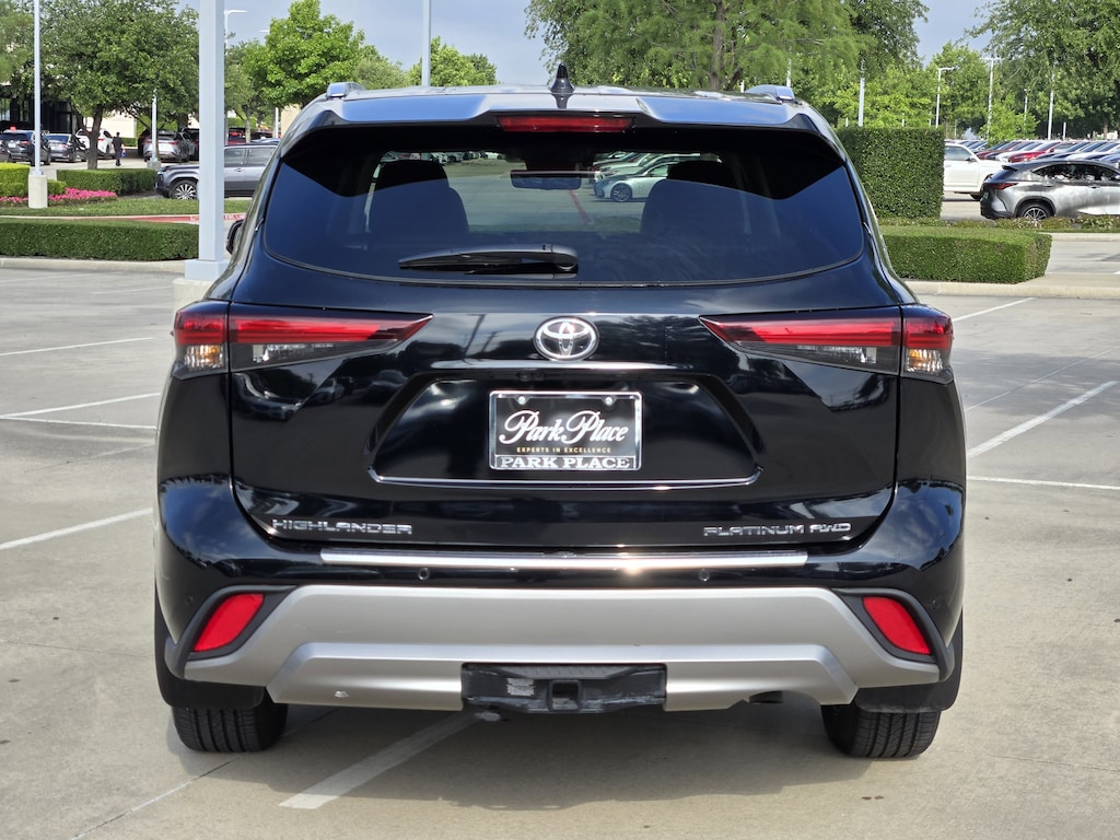 Used 2026 Toyota Highlander Platinum SUV
