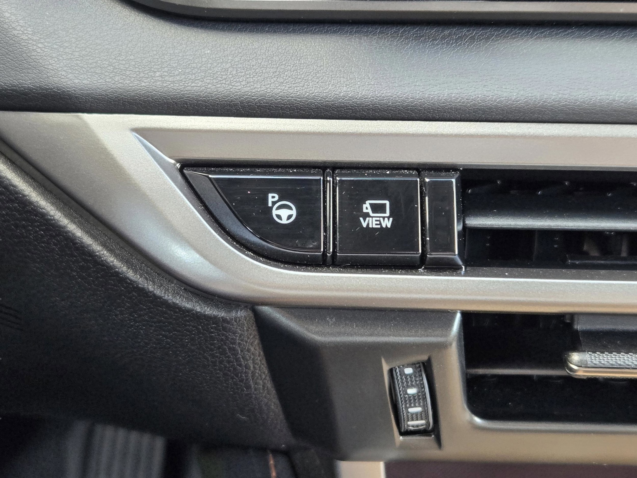 2025 Lexus RX 350 - Photo 16
