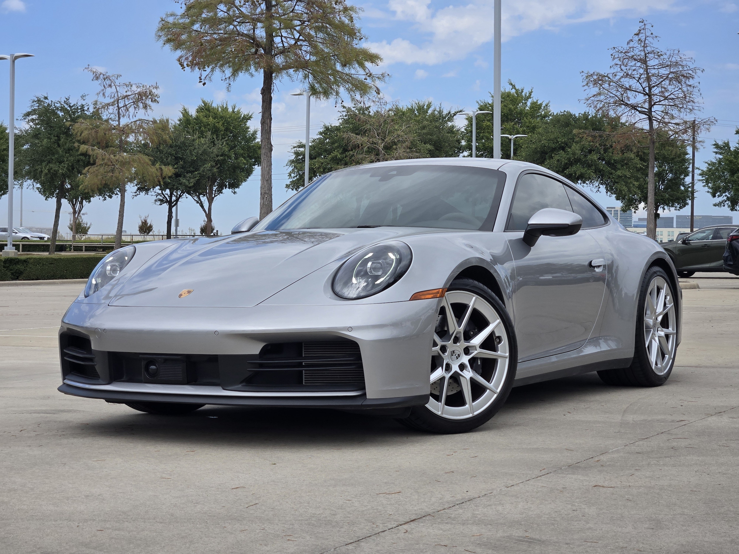 2025 Porsche 911 Carrera