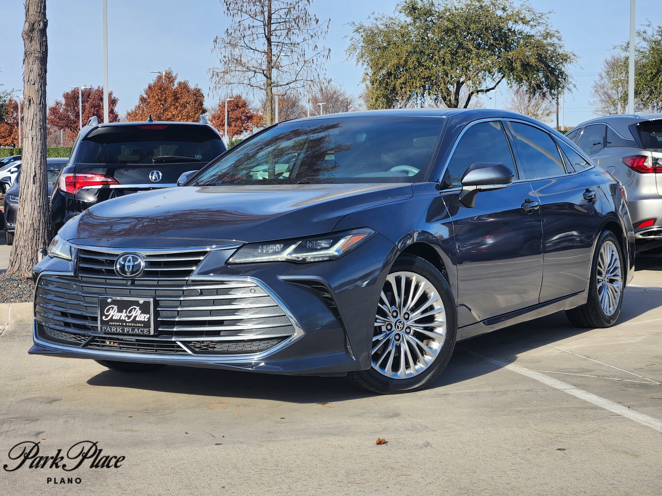 2021 Toyota Avalon Limited's photo