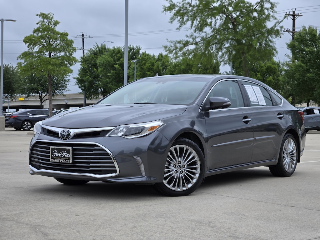 Used 2017 Toyota Avalon Limited Sedan