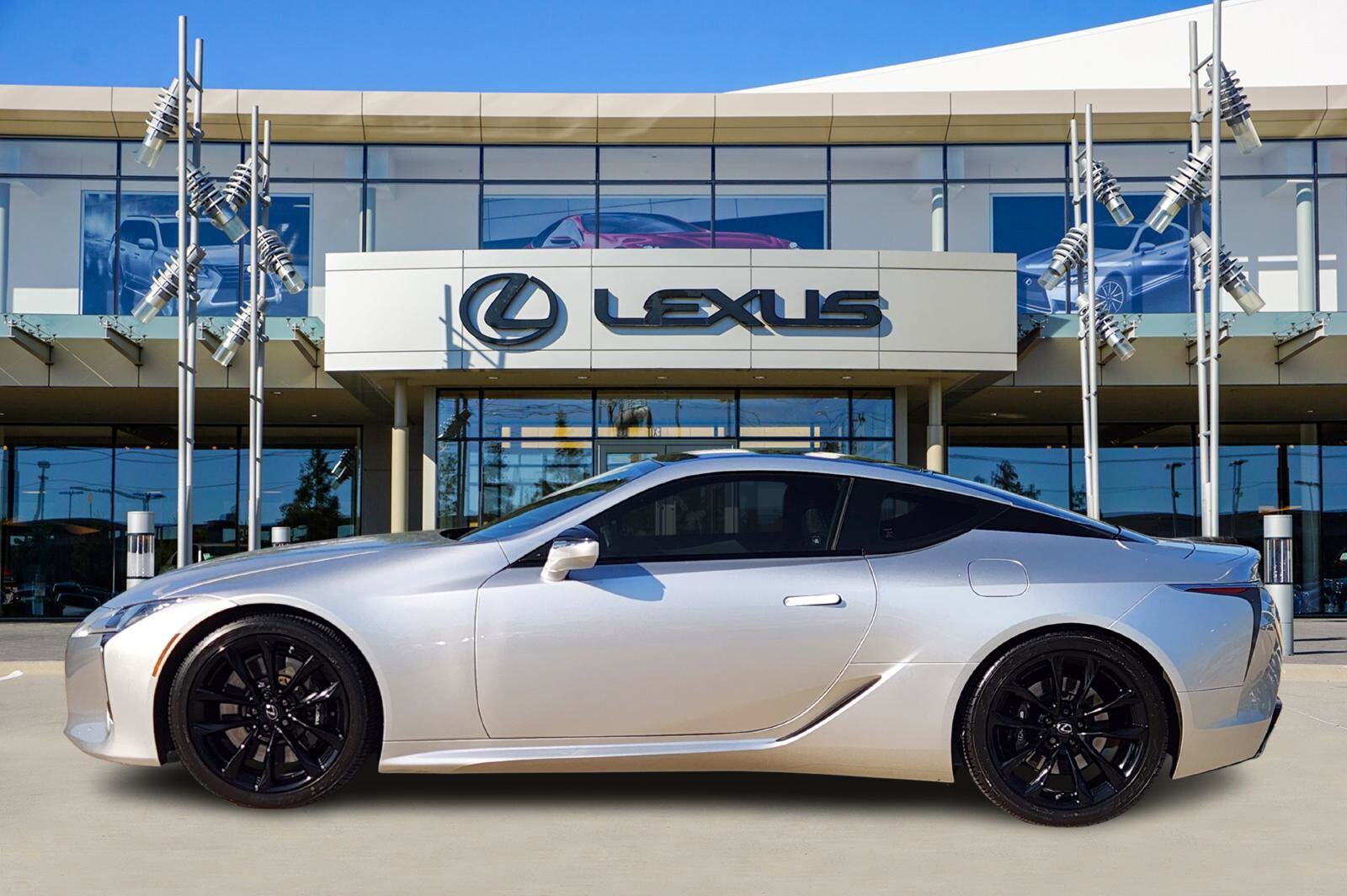 2018 Lexus LC 500 photo 3