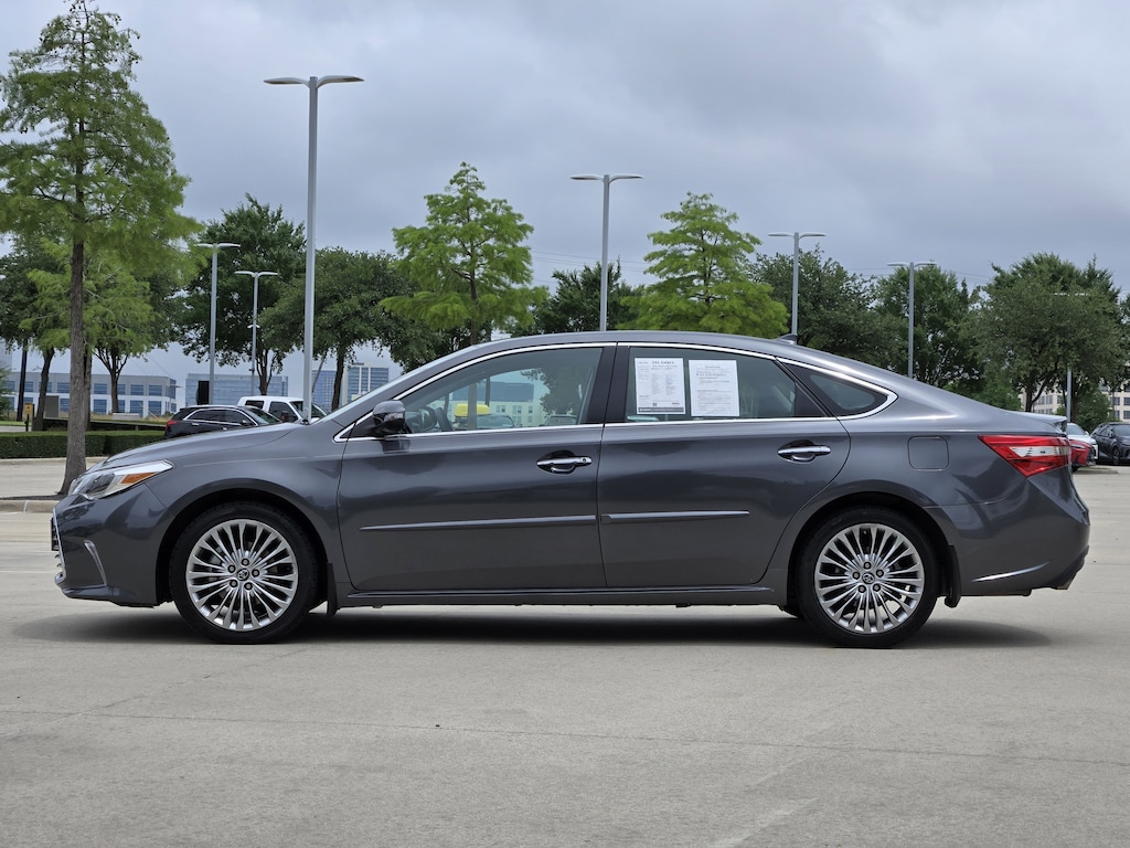 Used 2017 Toyota Avalon Limited Sedan