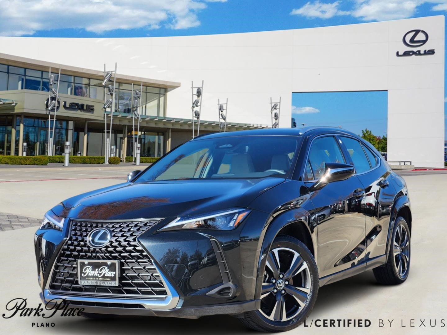 2025 Lexus UX Hybrid 300h Premium's photo