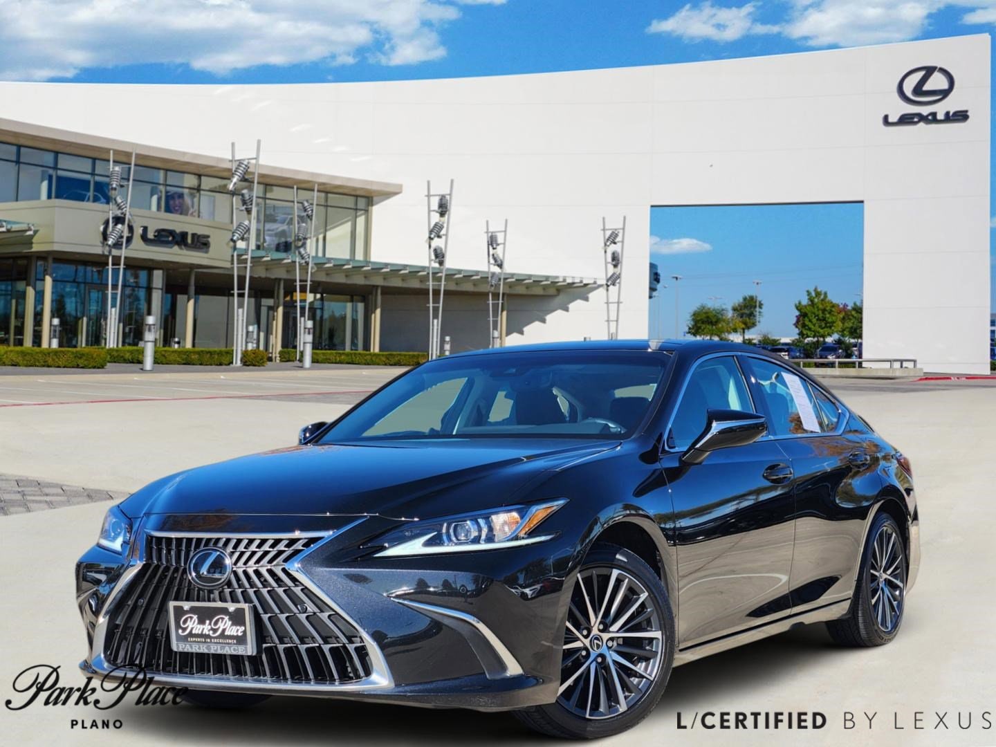 2025 Lexus ES 350's photo