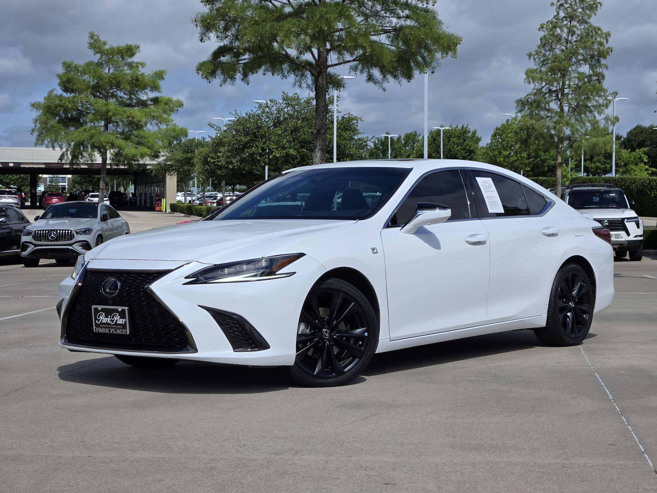 2024 Lexus ES 300h 300h F SPORT Handling's photo