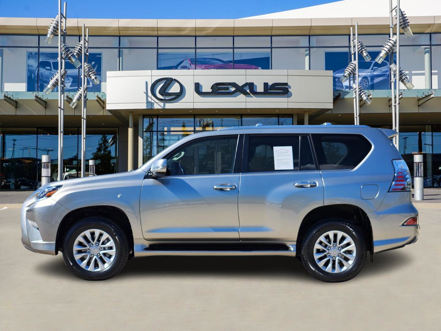 2023 Lexus GX 460 Premium photo 3