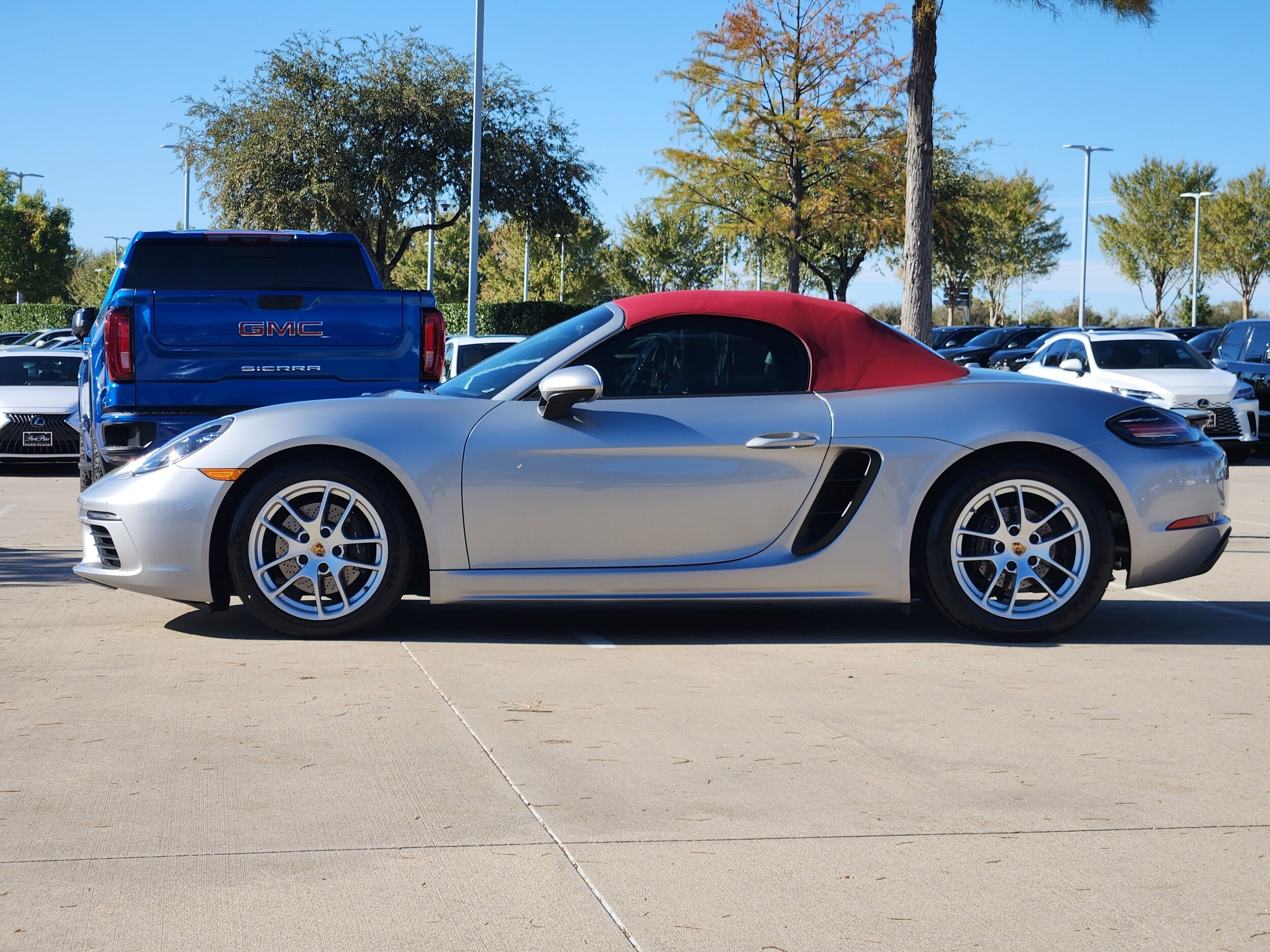 2024 Porsche Boxster photo 3