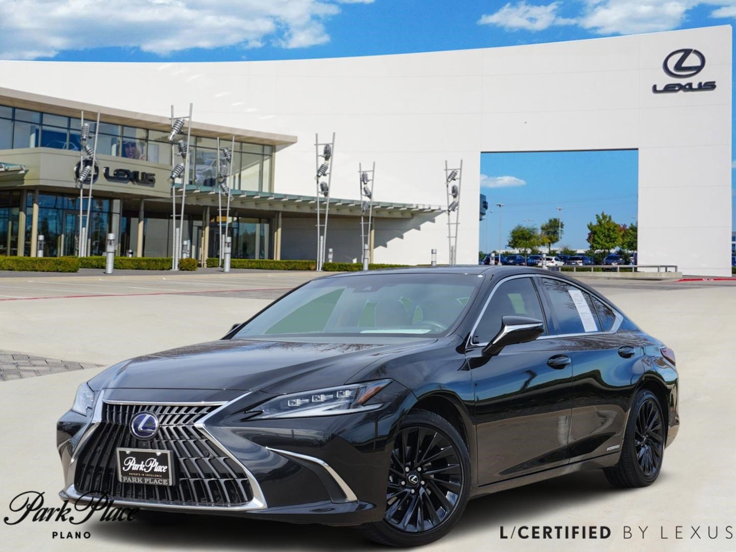 2022 Lexus ES Base's photo