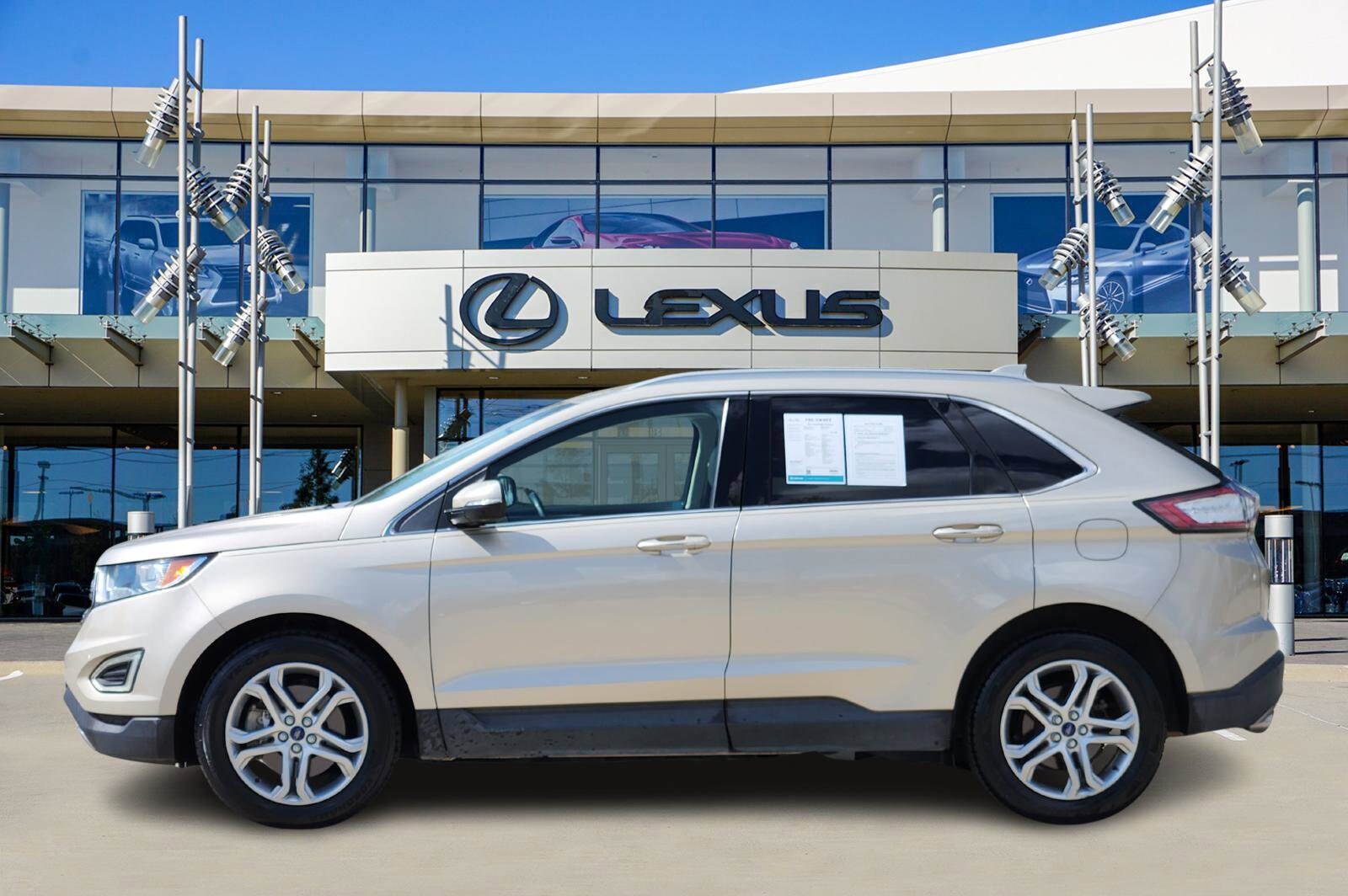 2017 Ford Edge Titanium photo 3