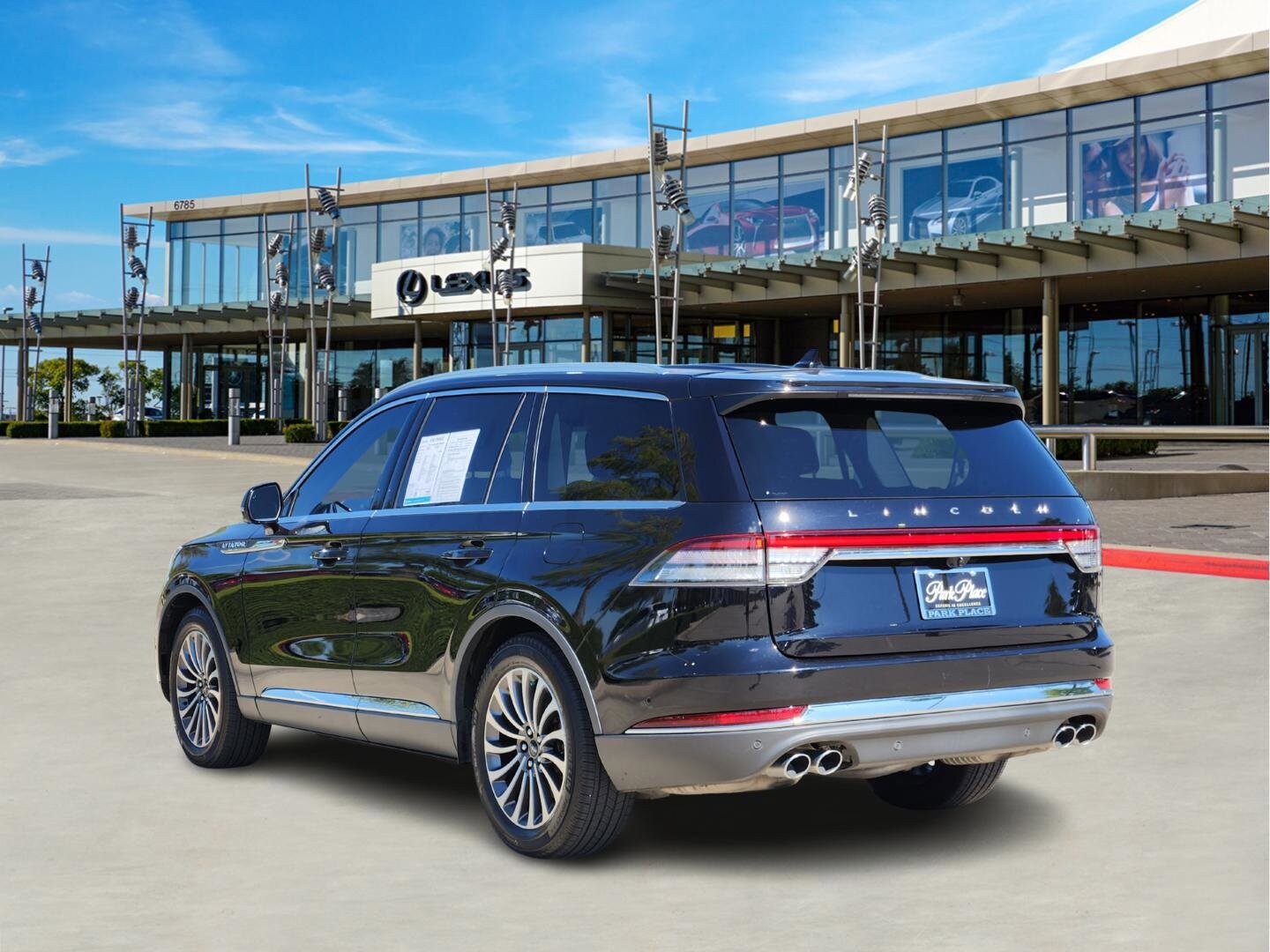 2021 Lincoln Aviator Reserve photo 2