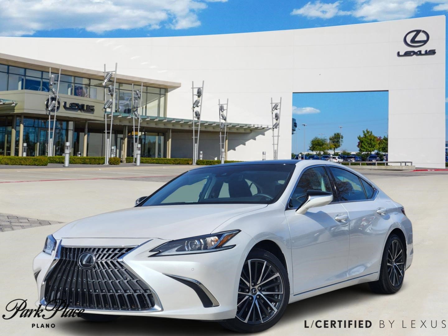 2024 Lexus ES 350's photo