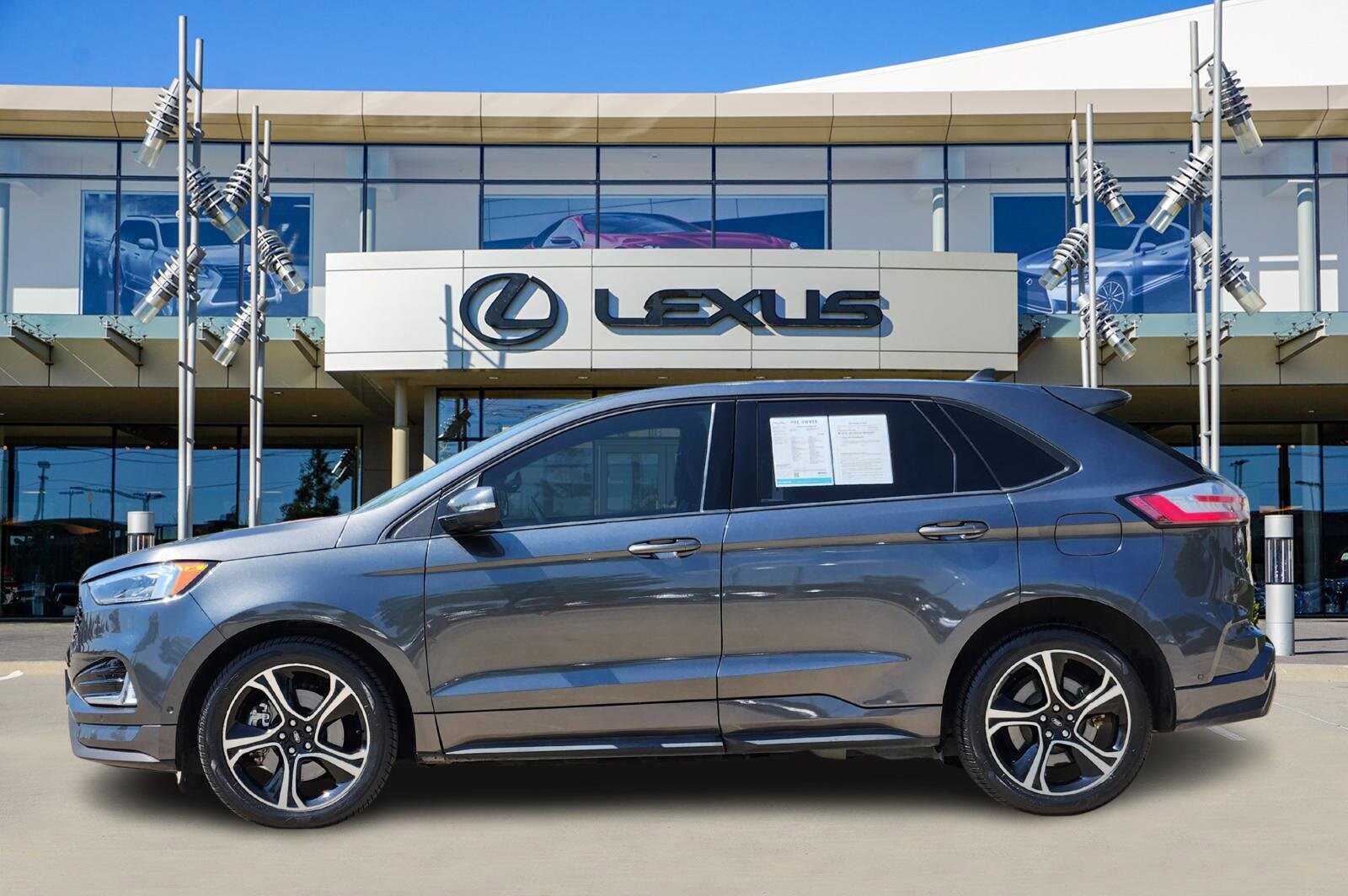 2020 Ford Edge ST photo 3