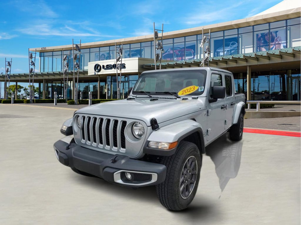 Used 2023 Jeep Gladiator Overland Truck Crew Cab