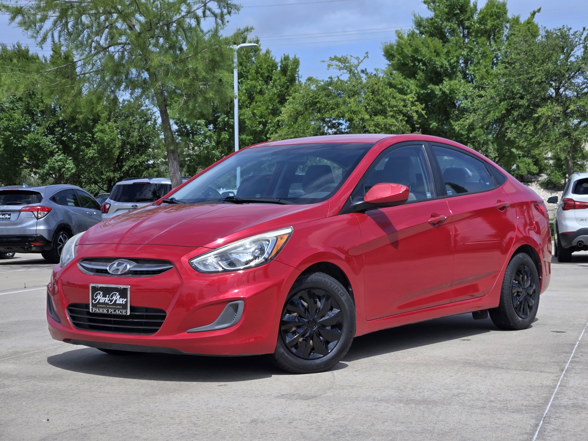 2016 Hyundai Accent SE 4-Door 6-Speed Automatic's photo