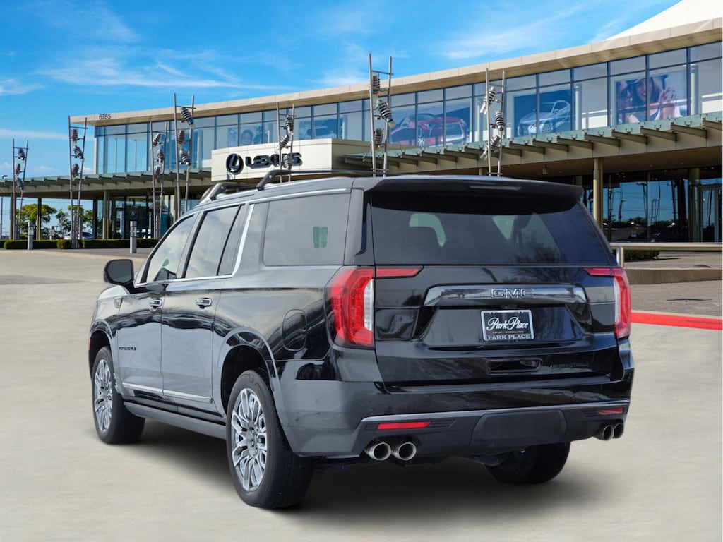Used 2023 GMC Yukon XL Denali Ultimate SUV