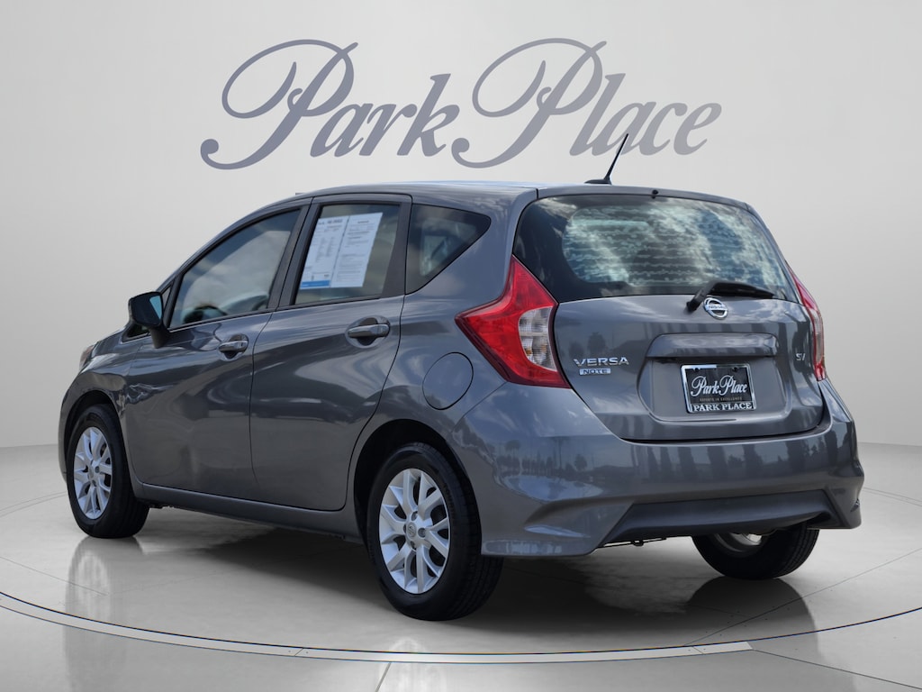 Used 2017 Nissan Versa Note SV Hatchback