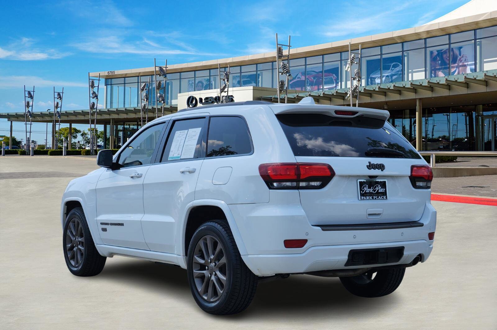 2016 Jeep Grand Cherokee Limited photo 3