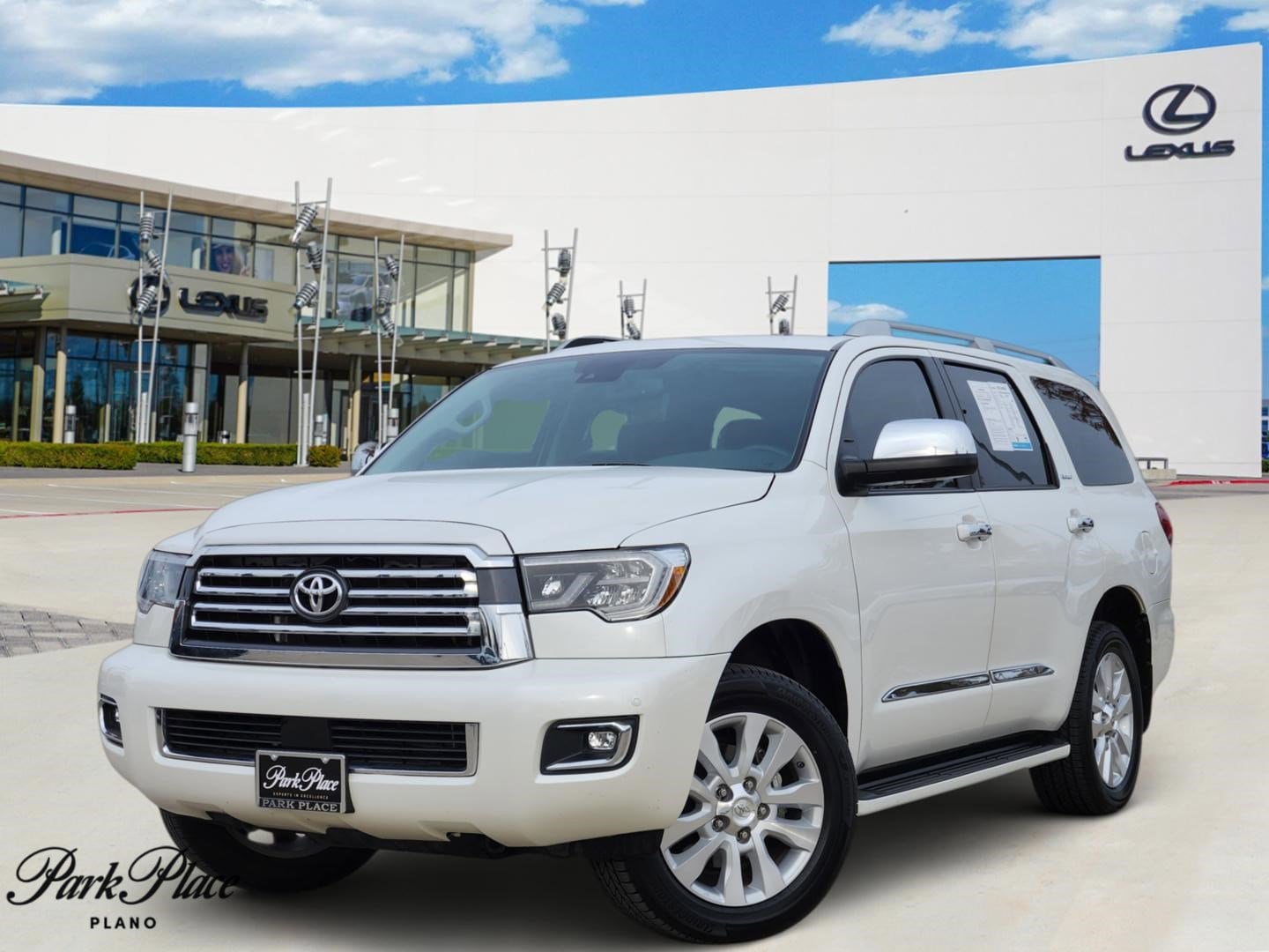 2020 Toyota Sequoia Platinum's photo