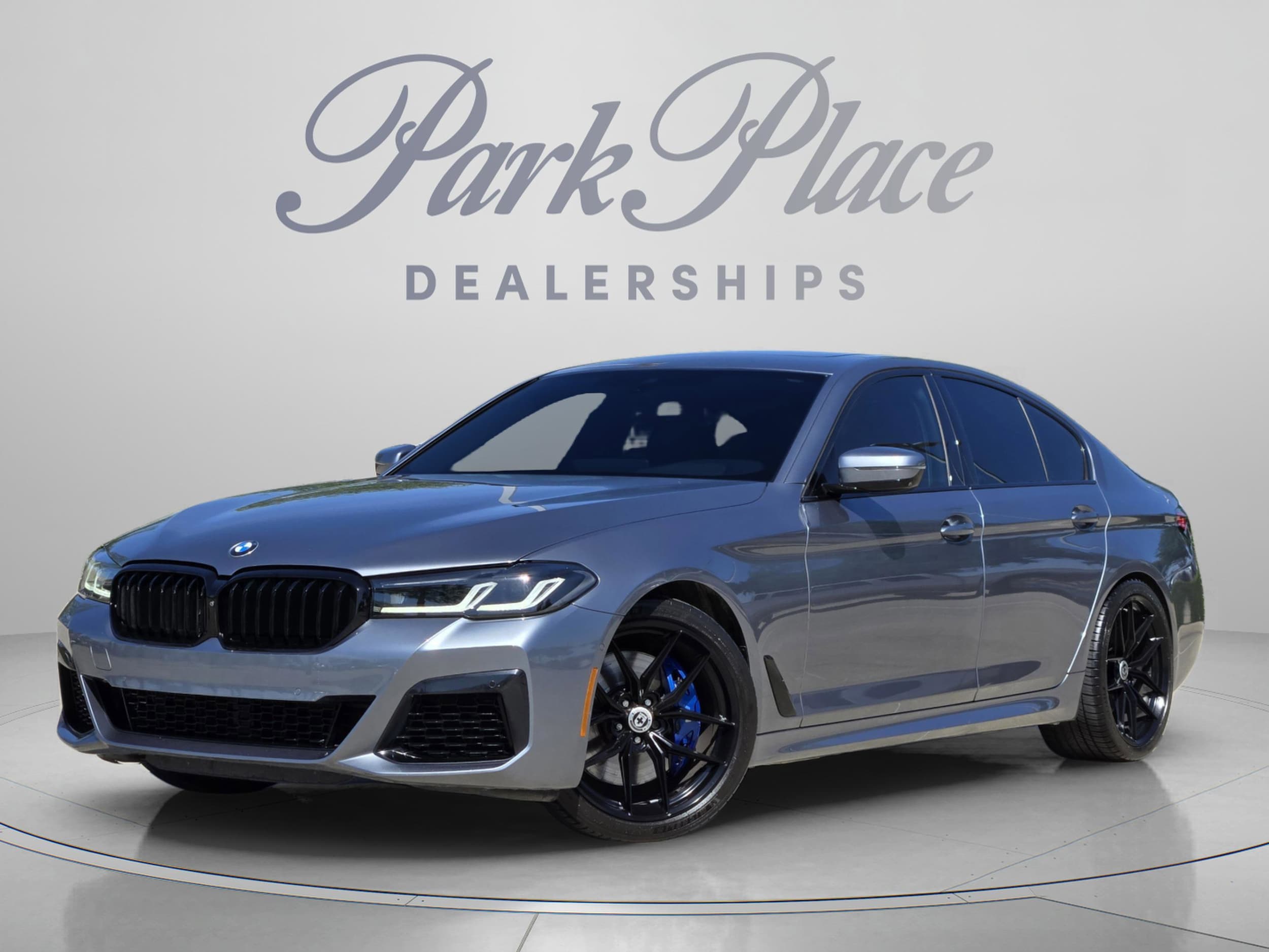 2022 BMW 5 Series M550i xDrive Sedan's photo