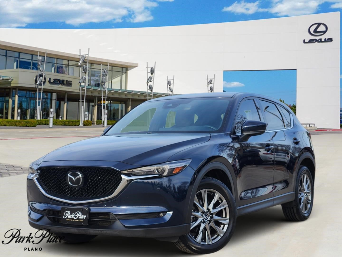 2019 Mazda CX-5 Signature's photo