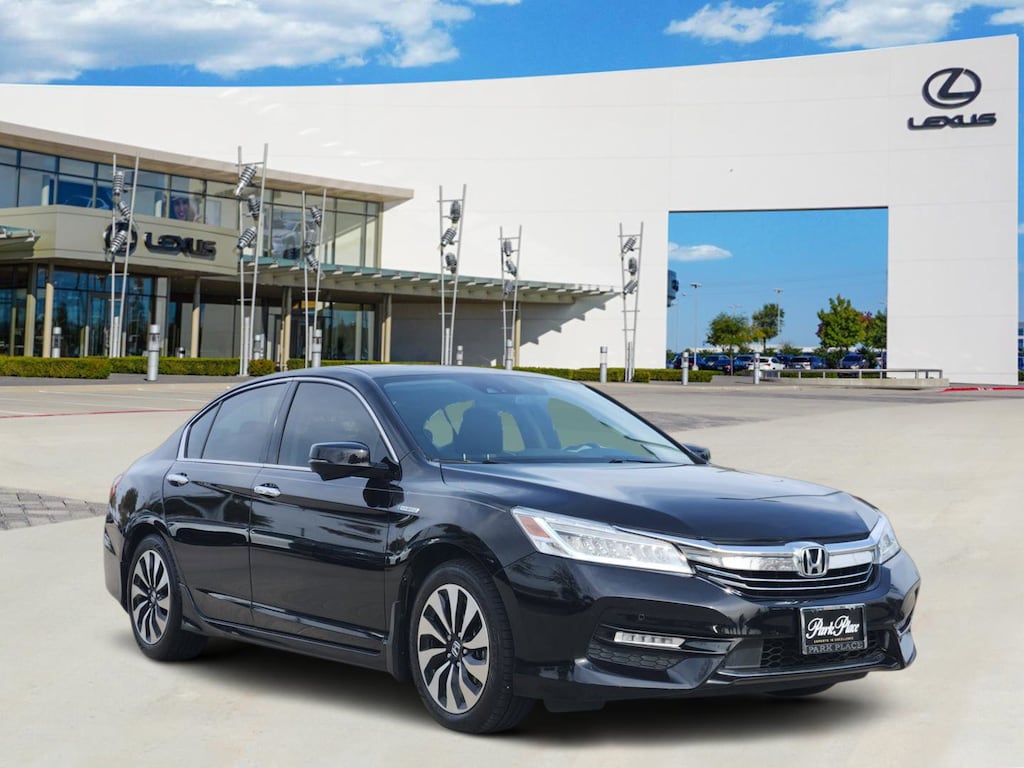 Used 2017 Honda Accord Hybrid Touring Sedan