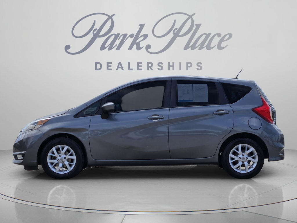 Used 2017 Nissan Versa Note SV Hatchback