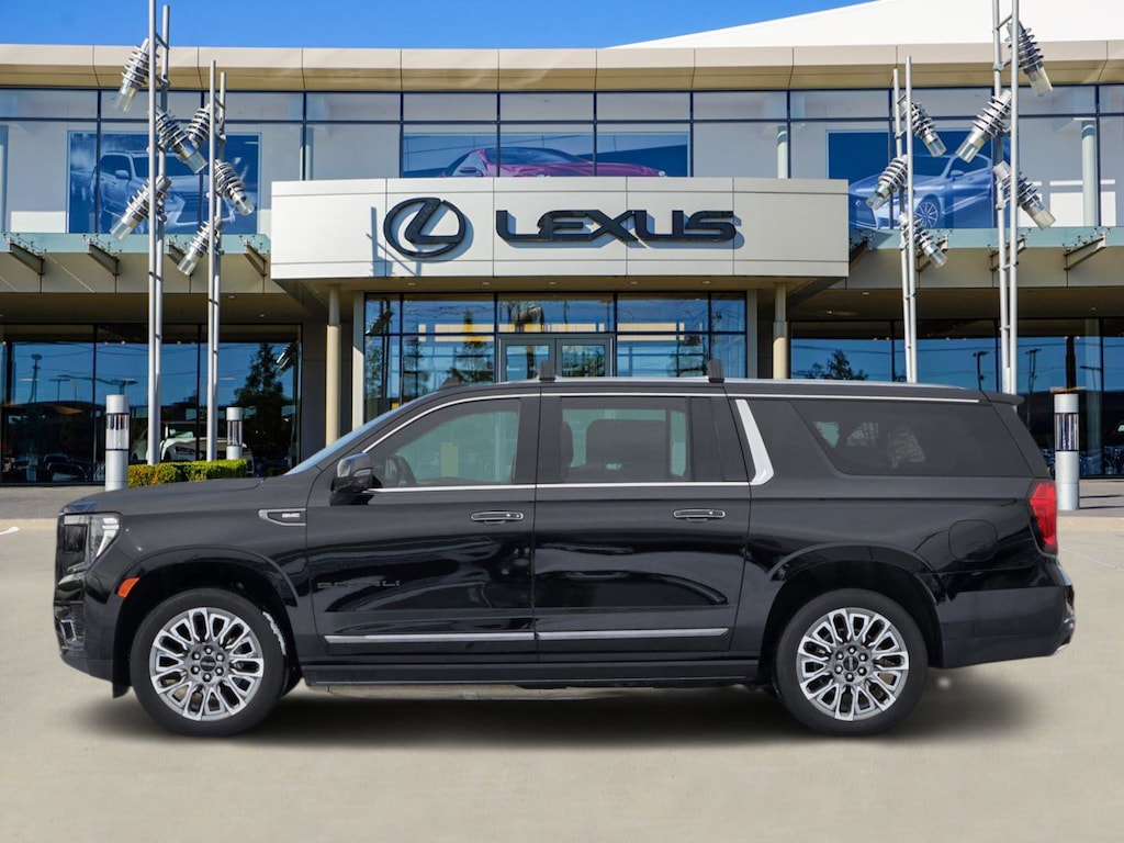 Used 2023 GMC Yukon XL Denali Ultimate SUV