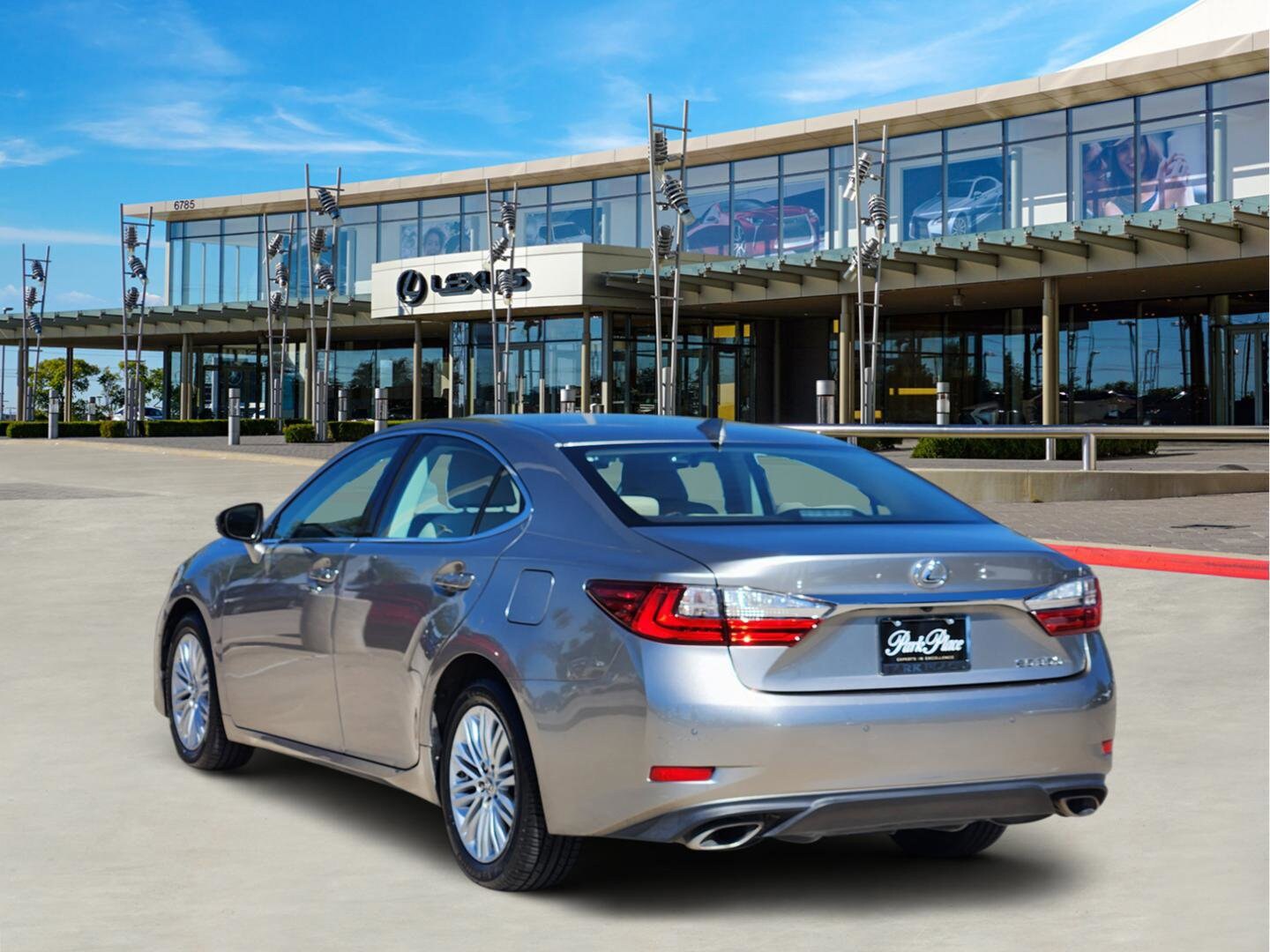 2016 Lexus ES 350 Premium photo 4
