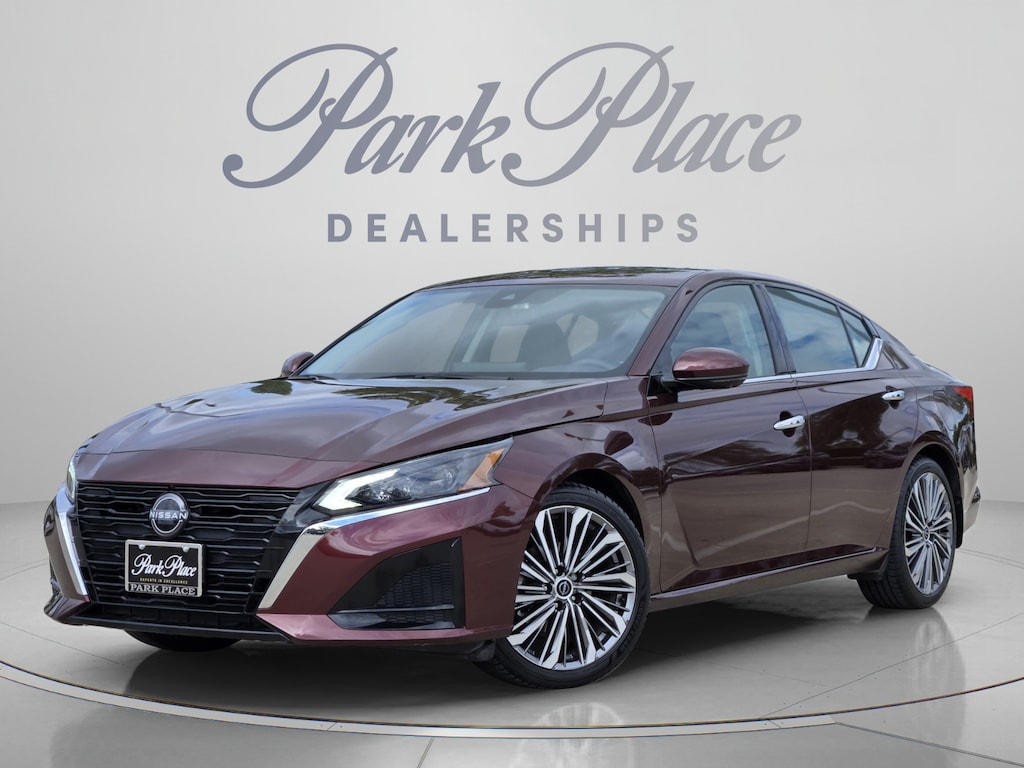 Used 2024 Nissan Altima 2.5 SL Sedan