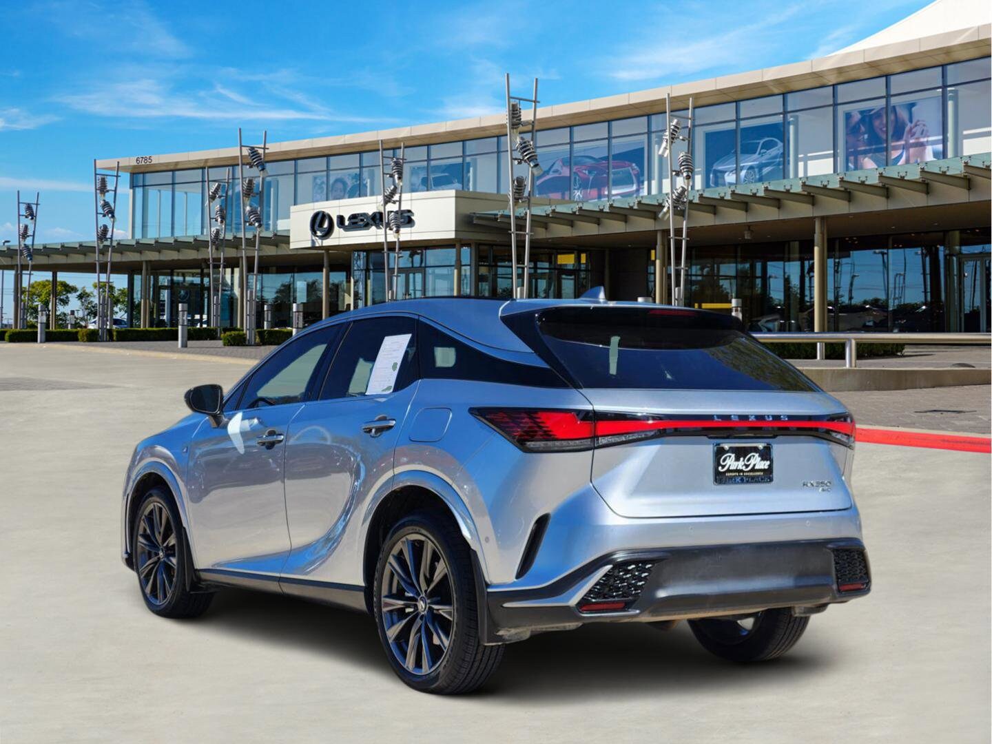 2024 Lexus RX 350 F SPORT photo 4