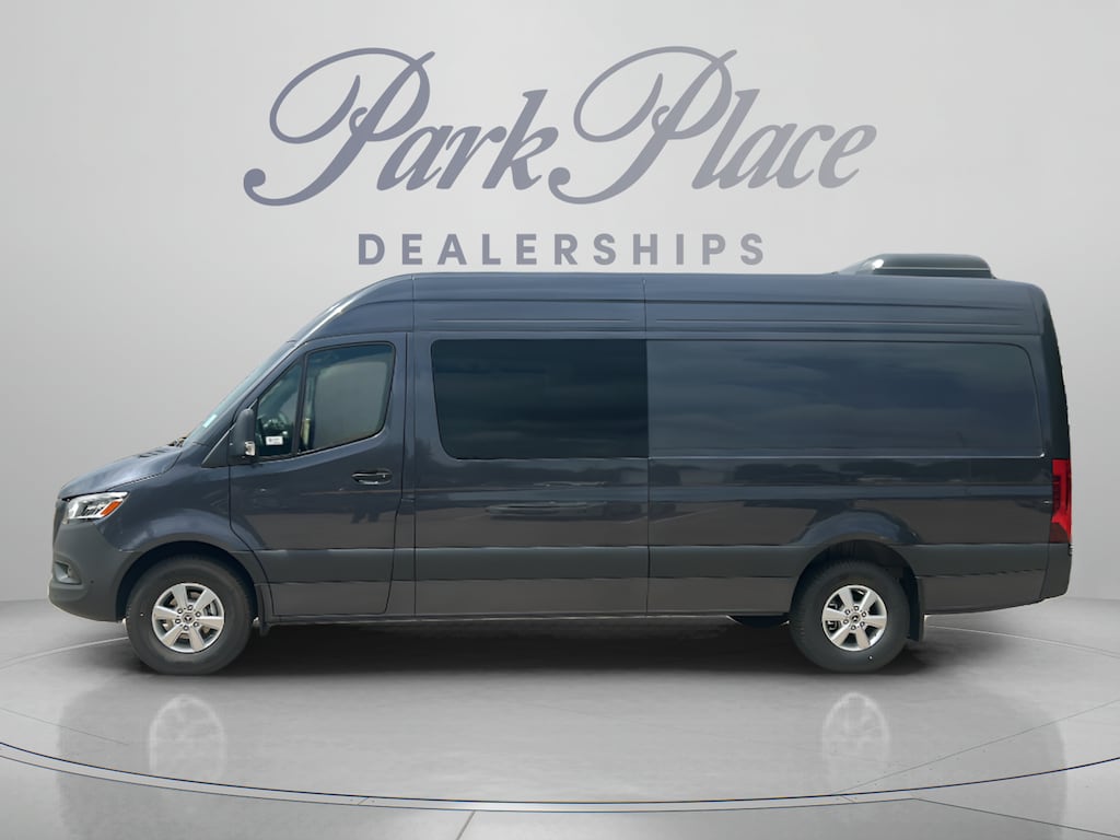 New 2026 Mercedes-Benz Sprinter 2500 High Roof 4-Cyl Diesel HO Van Crew Van
