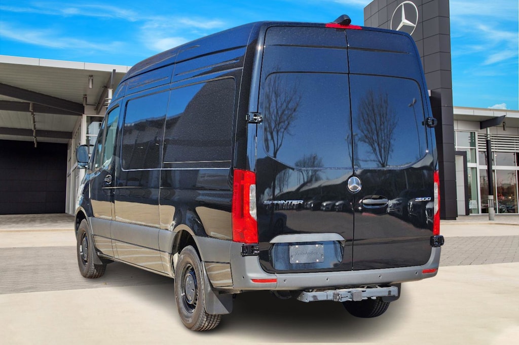 New 2024 Mercedes-Benz Sprinter 2500 Standard Roof 4-Cyl Diesel HO Van