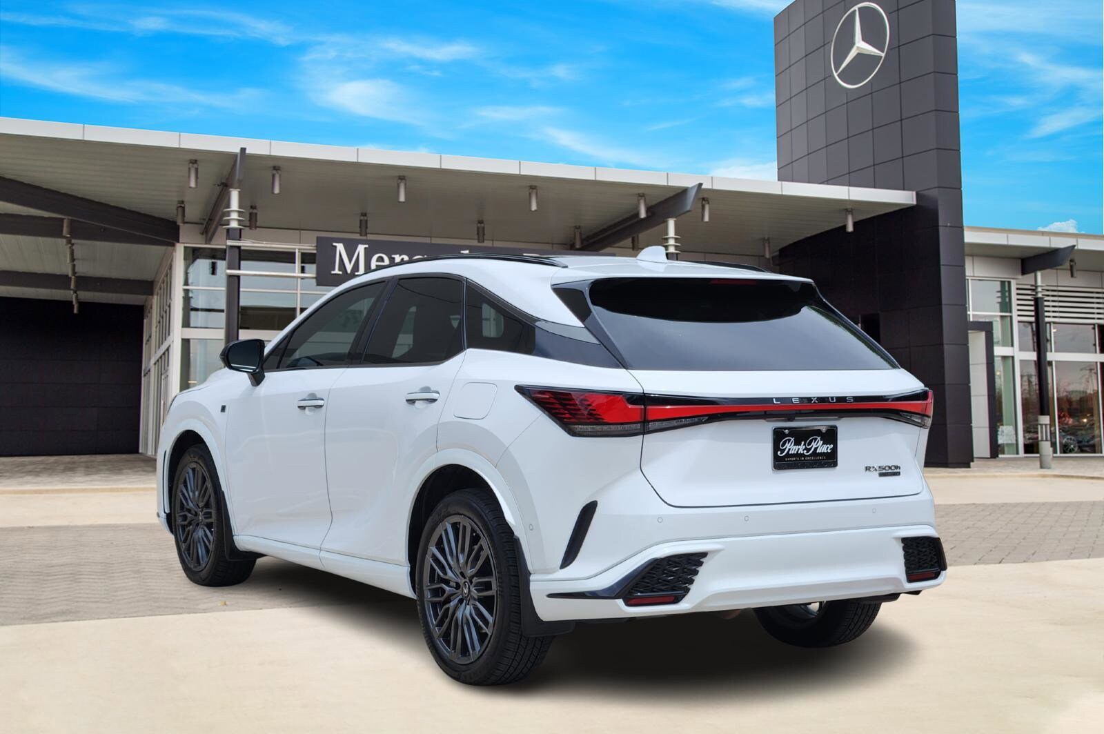 2023 Lexus RX 500h F SPORT Performance photo 4