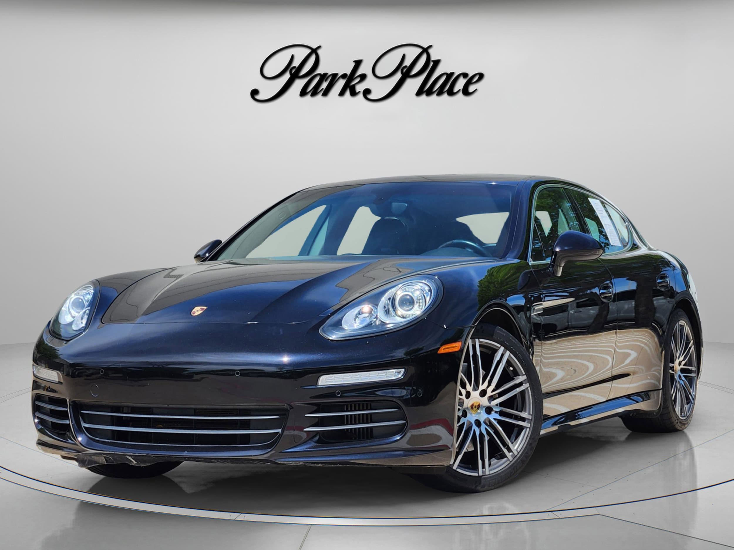 2015 Porsche Panamera Hatchback 