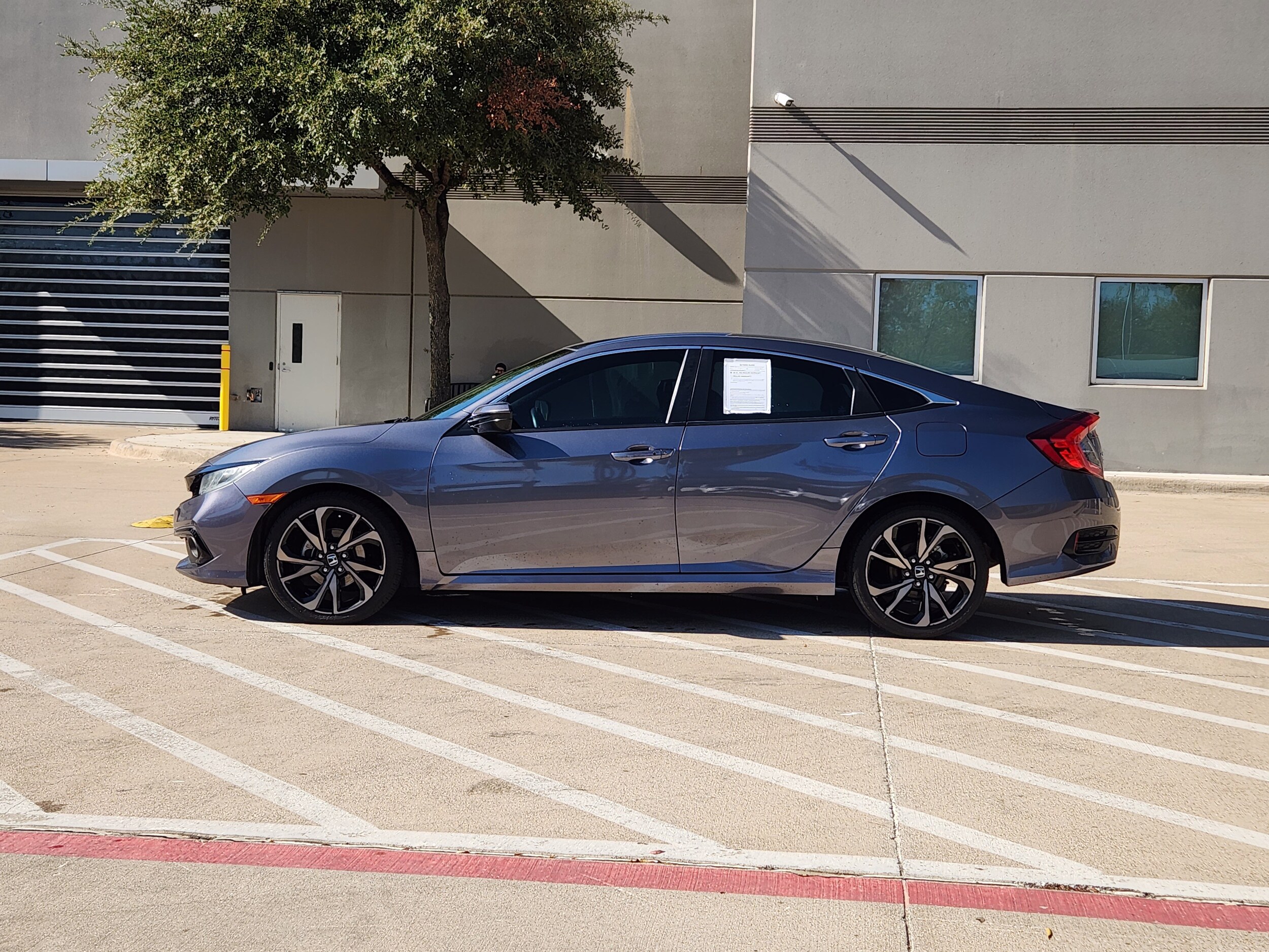 2020 Honda Civic Sport photo 3