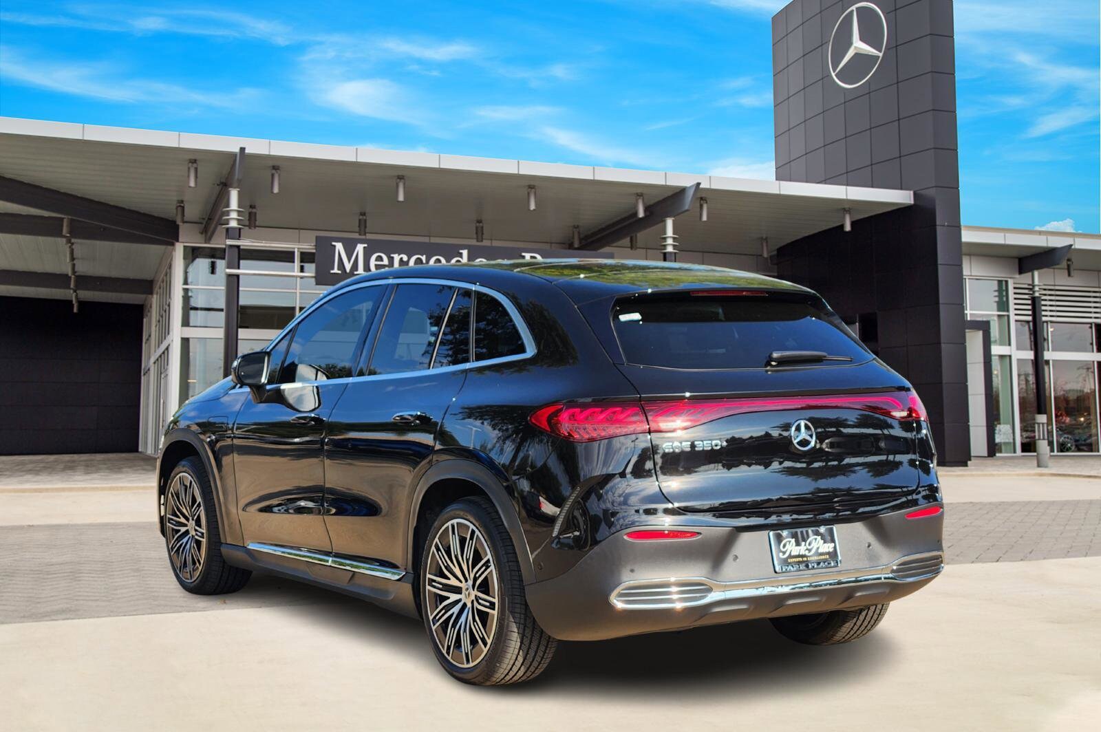 2023 Mercedes Benz EQE SUV 350 photo 2