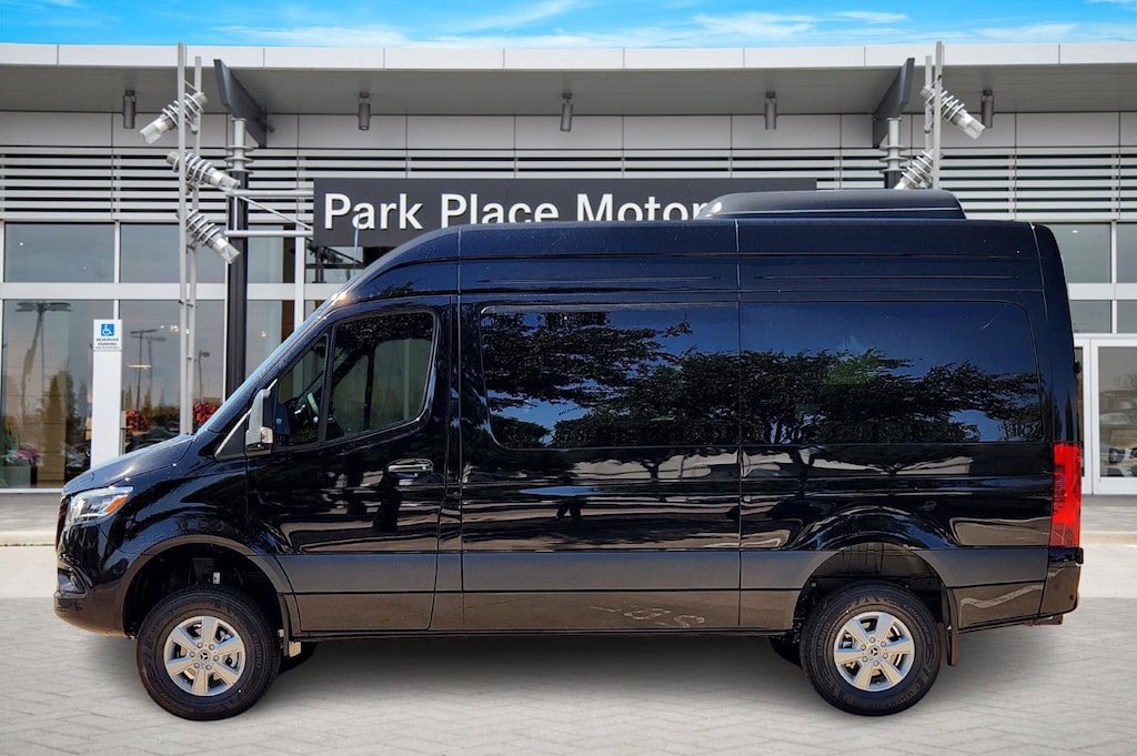 New 2025 Mercedes-Benz Sprinter 2500 Standard Roof 4-Cyl Diesel HO Van Passenger Van