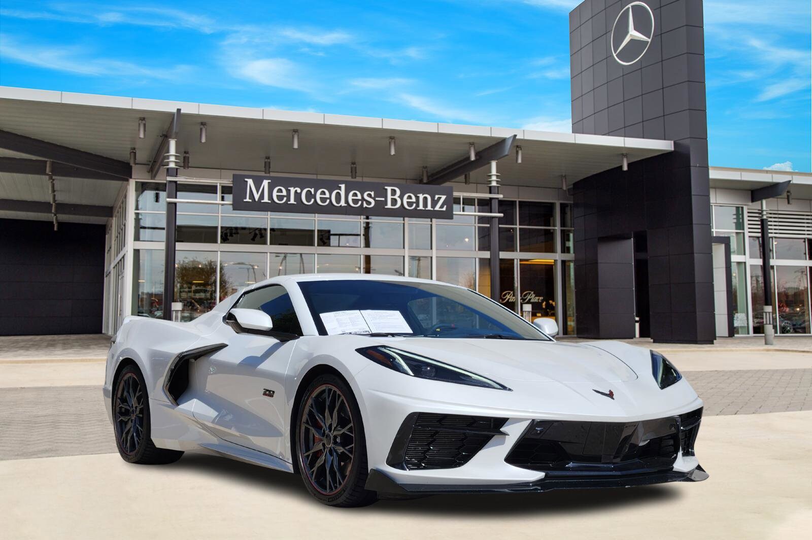 2023 Chevrolet Corvette Stingray 3LT photo 2