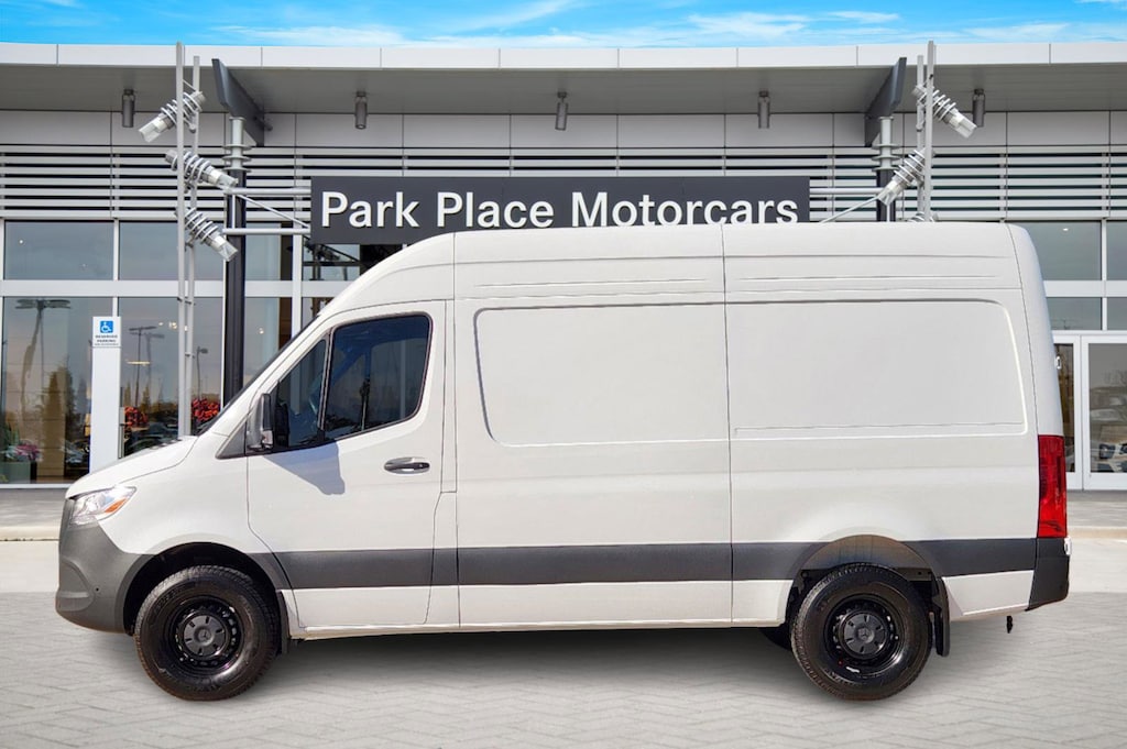 New 2025 Mercedes-Benz Sprinter 2500 Standard Roof 4-Cyl Diesel Van Cargo Van