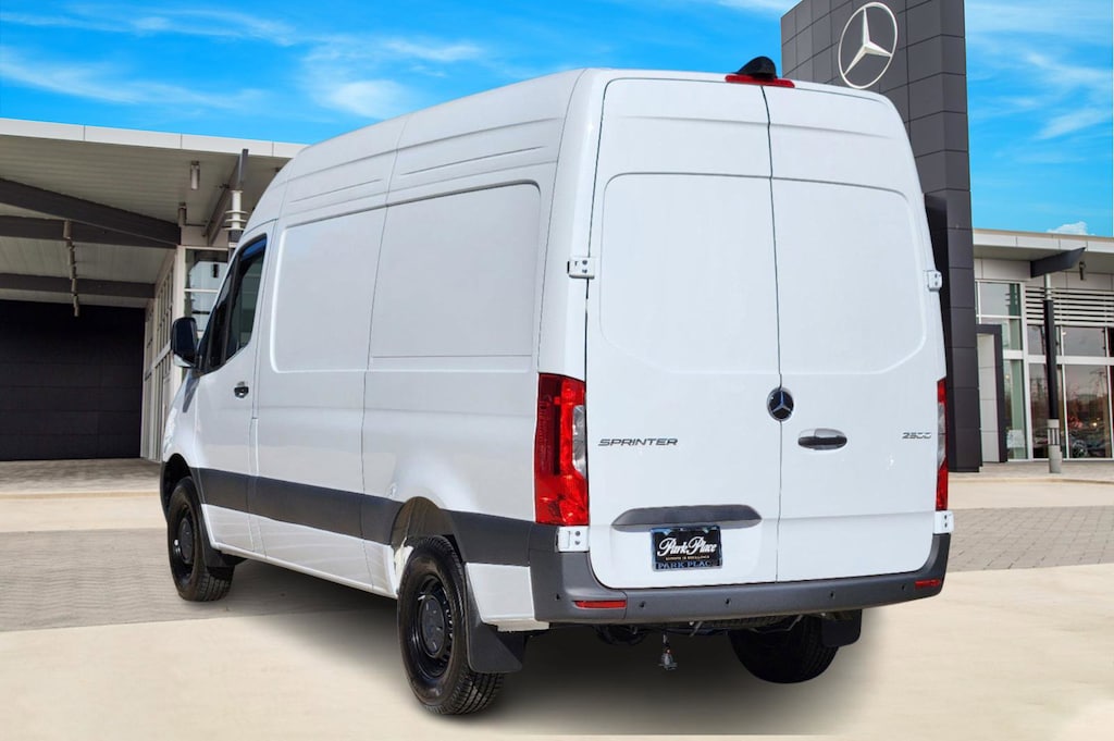 New 2025 Mercedes-Benz Sprinter 2500 Standard Roof 4-Cyl Diesel Van Cargo Van
