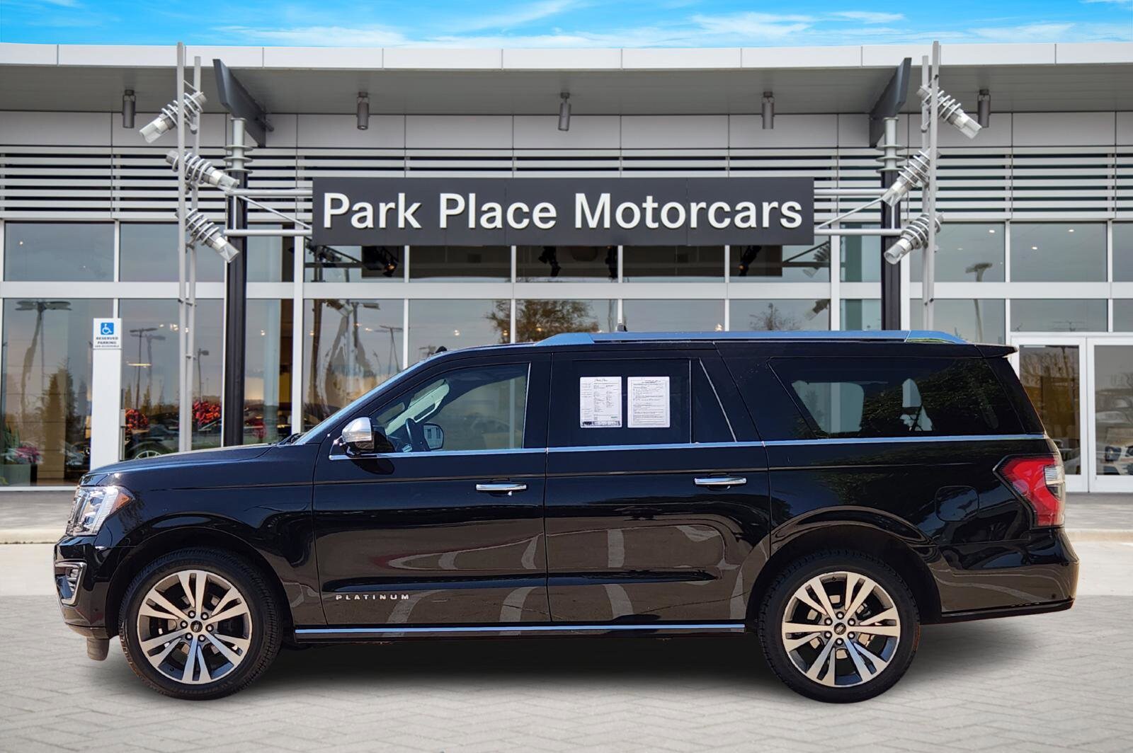 2020 Ford Expedition MAX Platinum photo 3
