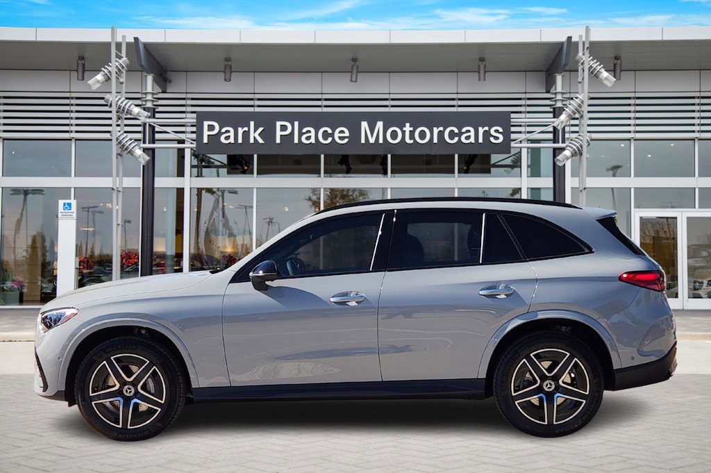 New 2026 Mercedes-Benz GLC 300 SUV